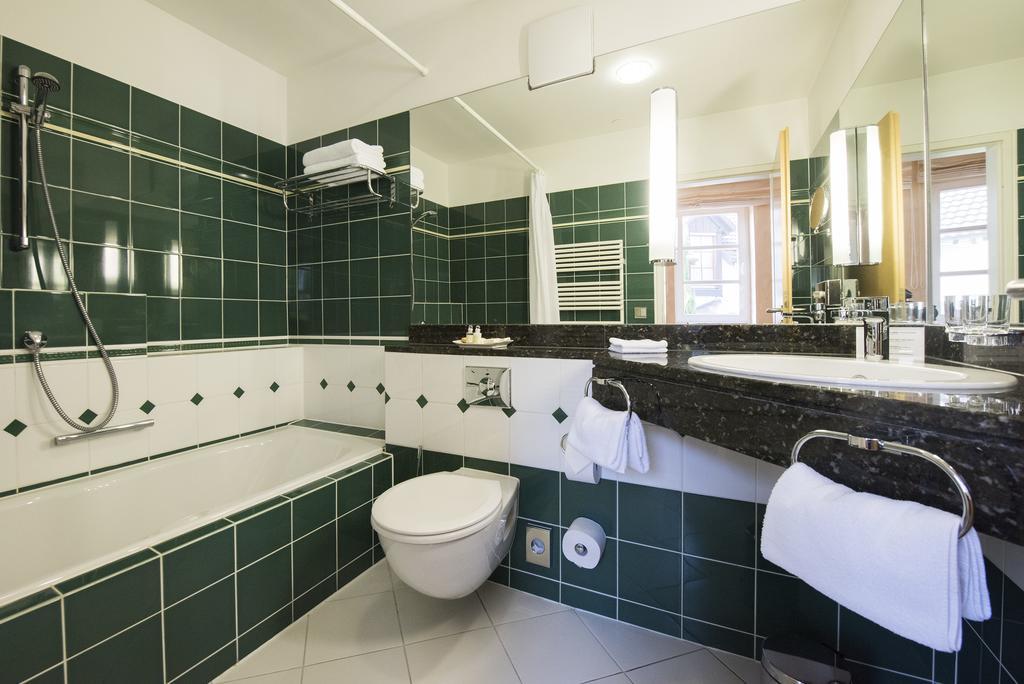 Artvilla Am See - Offen April Bis 18 Oktober 2025 Radolfzell am Bodensee Phòng bức ảnh